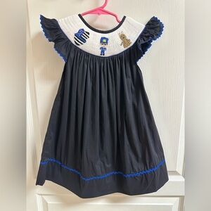 Sweet Southern Smocks Girls Smocked Dress size 4